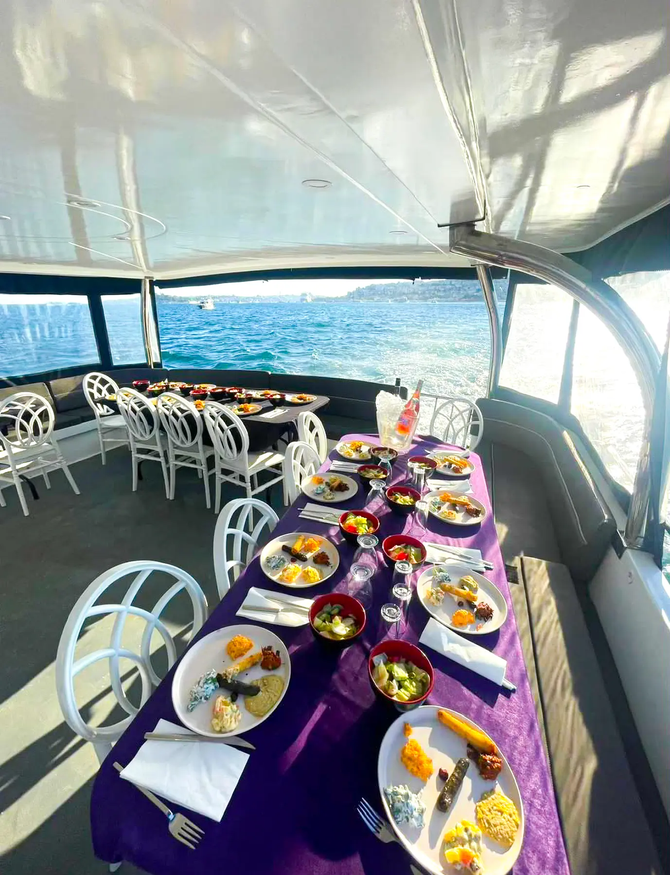 Corporate Boat Hire Istanbul — AV, Catering & Planning