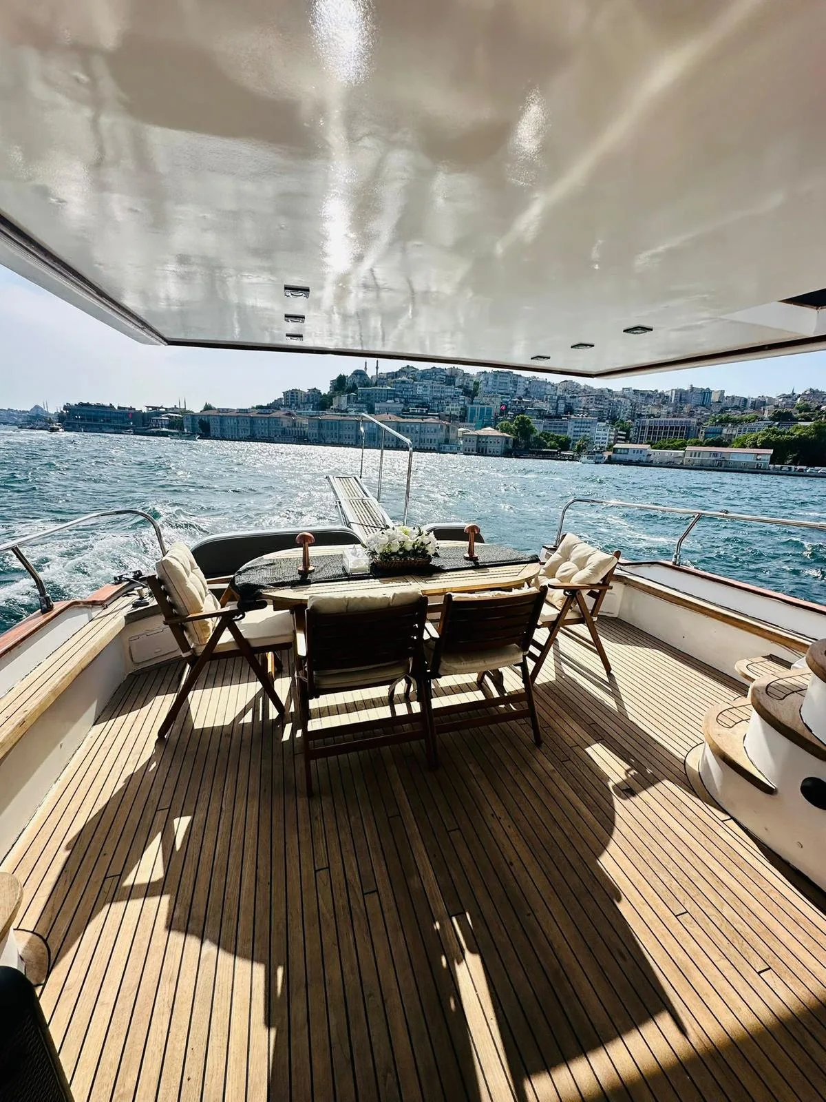 Boutique Yacht · 12 Guests · New · 3